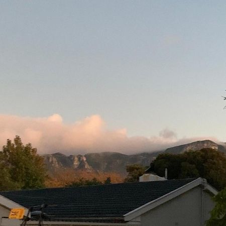 Solar Powered - Heart Of Constantia2 Apartment Cape Town Bagian luar foto